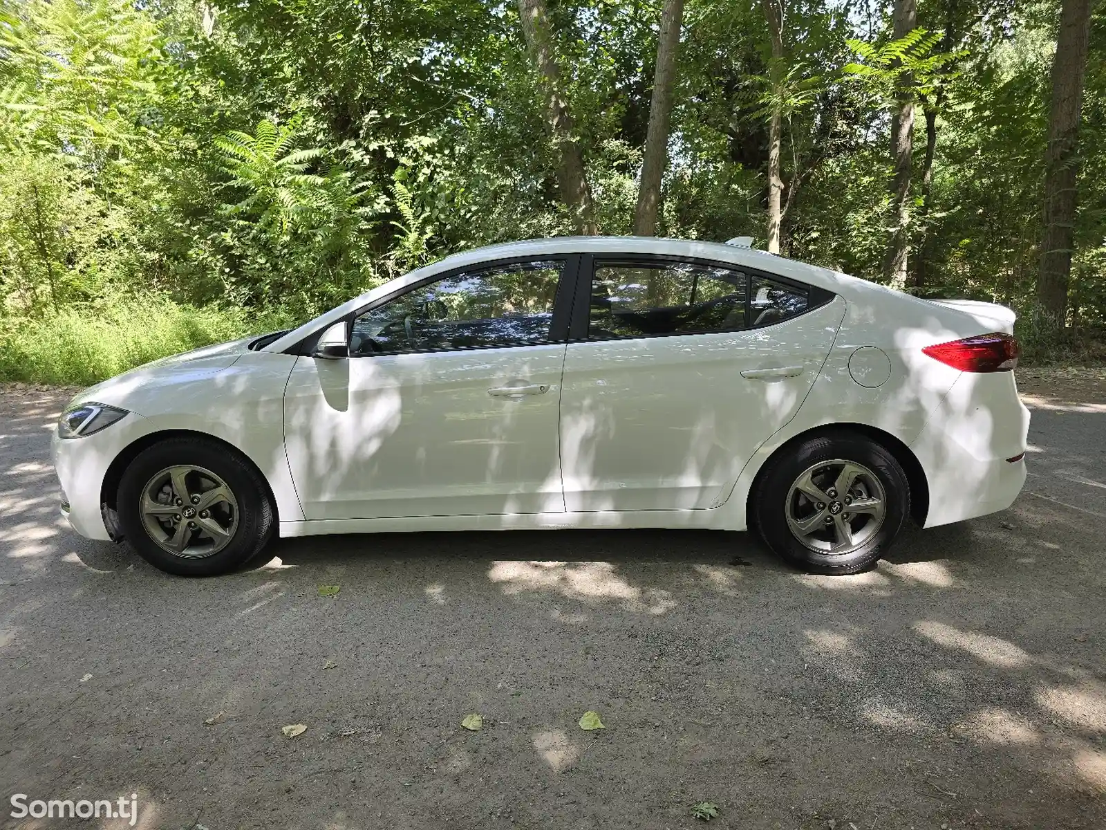 Hyundai Avante, 2016-3