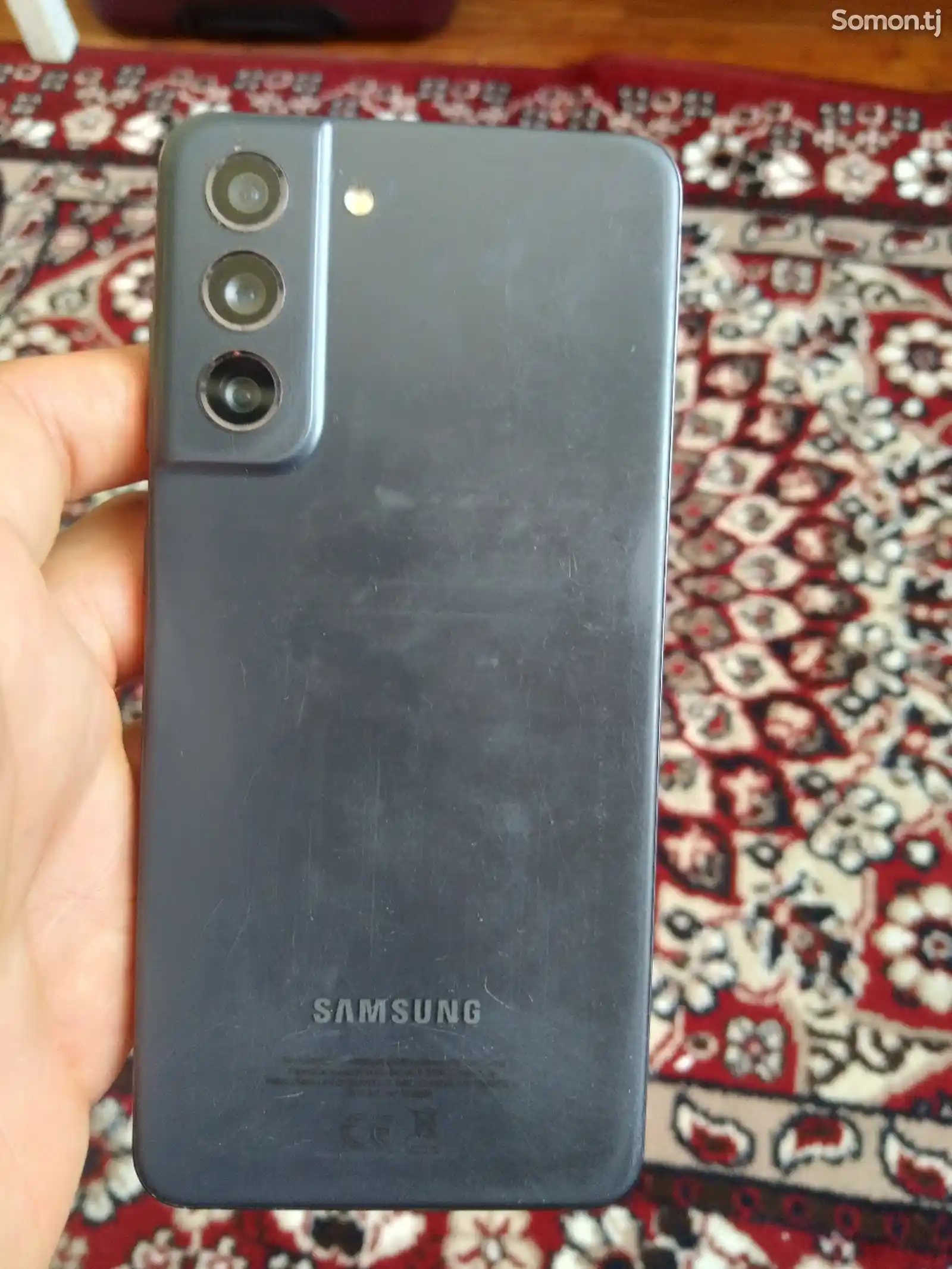 Samsung Galaxy S21-2