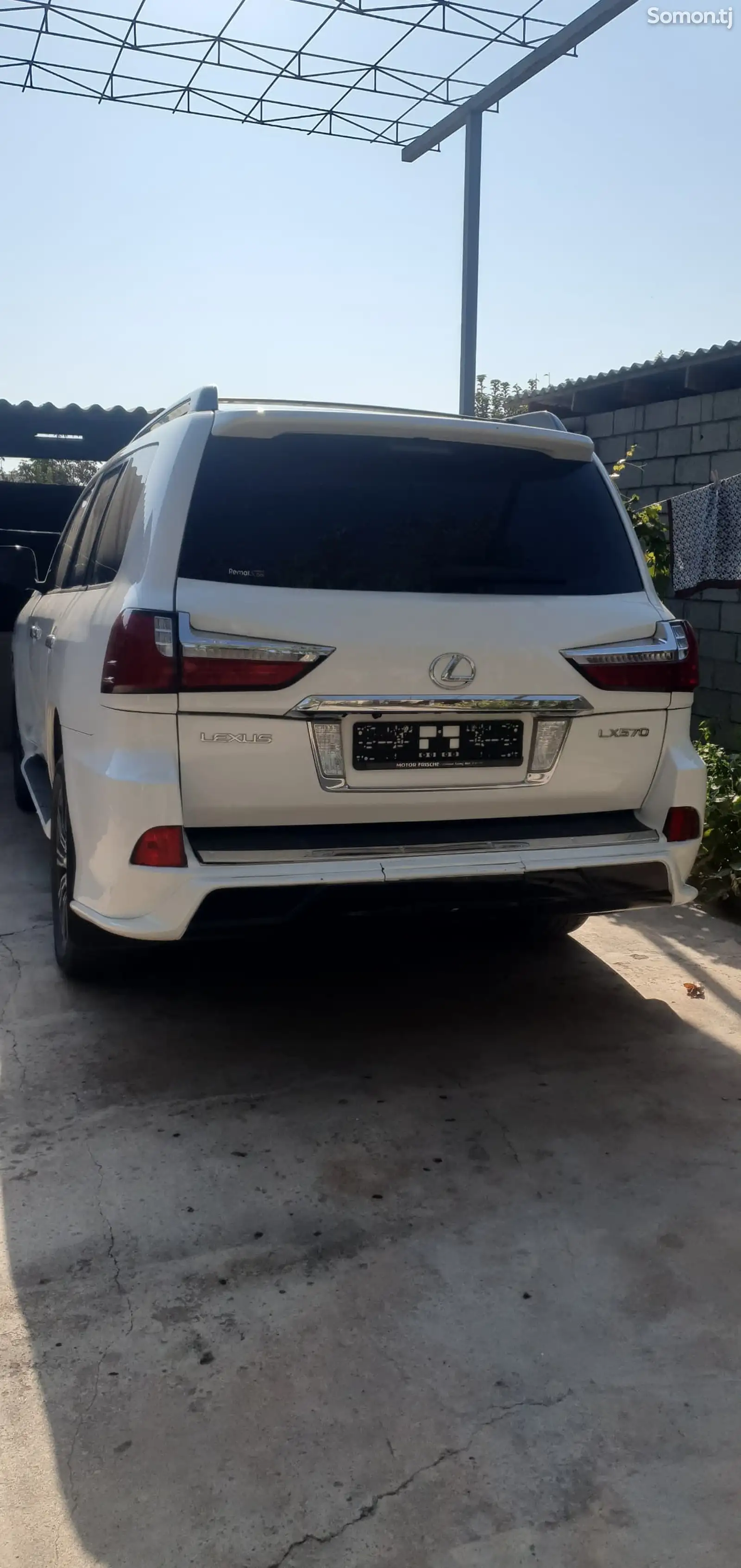 Lexus LX series, 2010-2