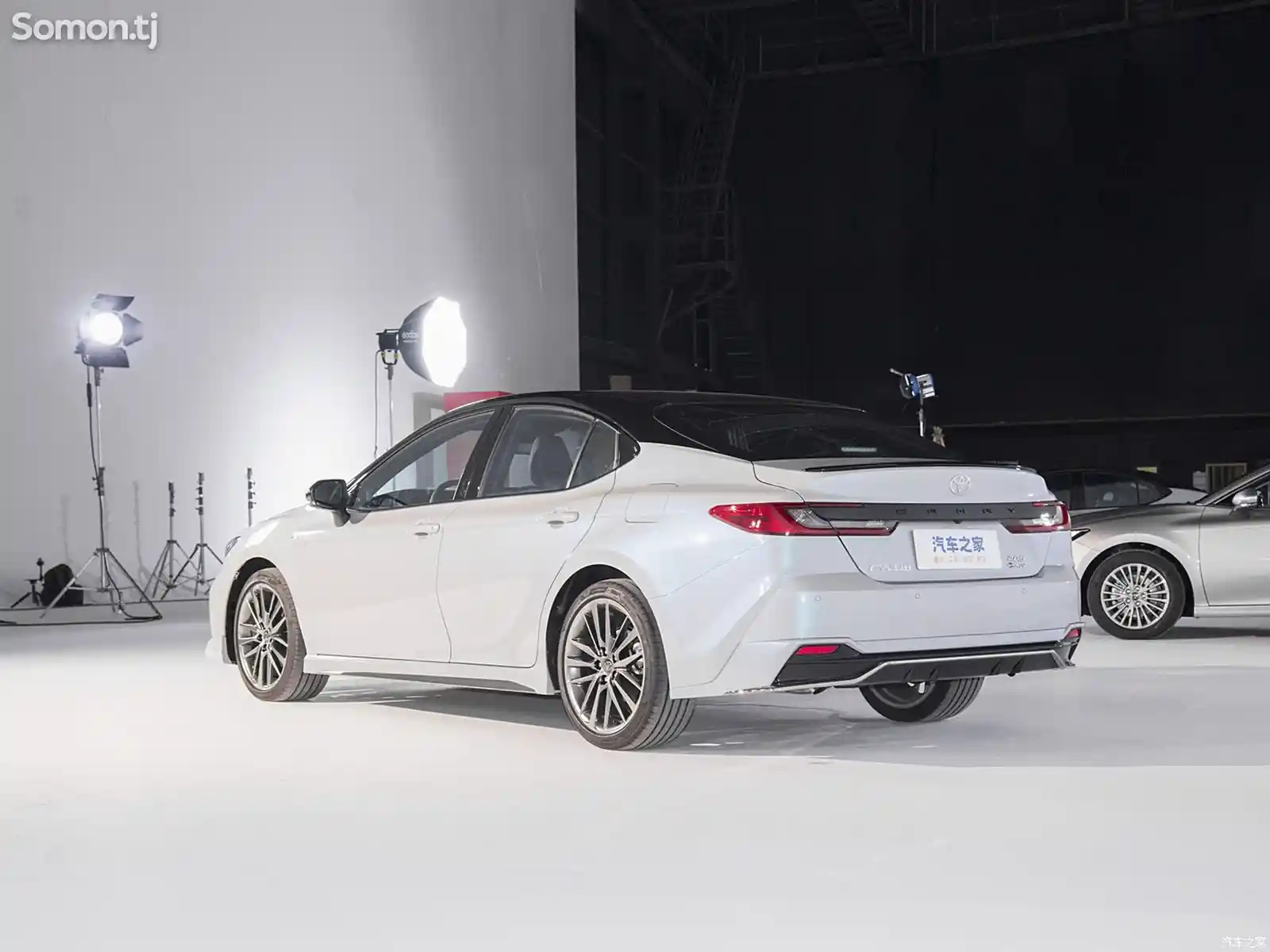 Toyota Camry, 2024-13