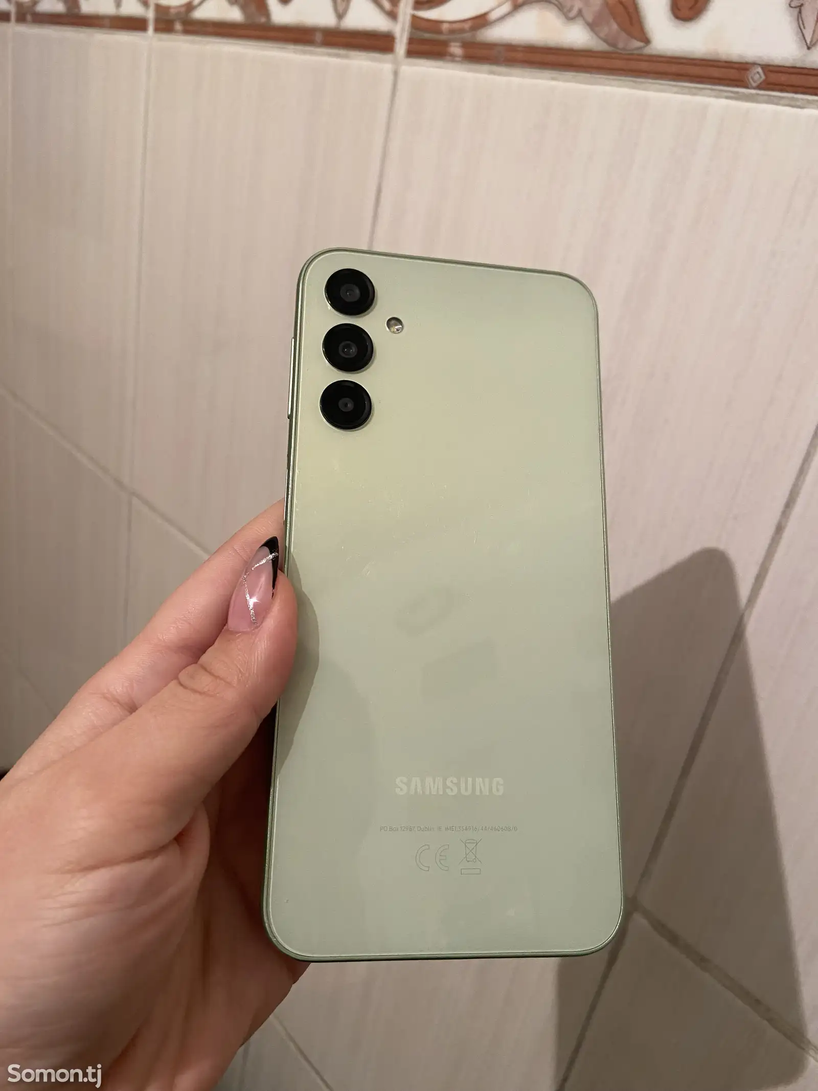 Samsung Galaxy A24-1