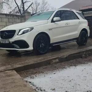 Mercedes-Benz GLS, 2015