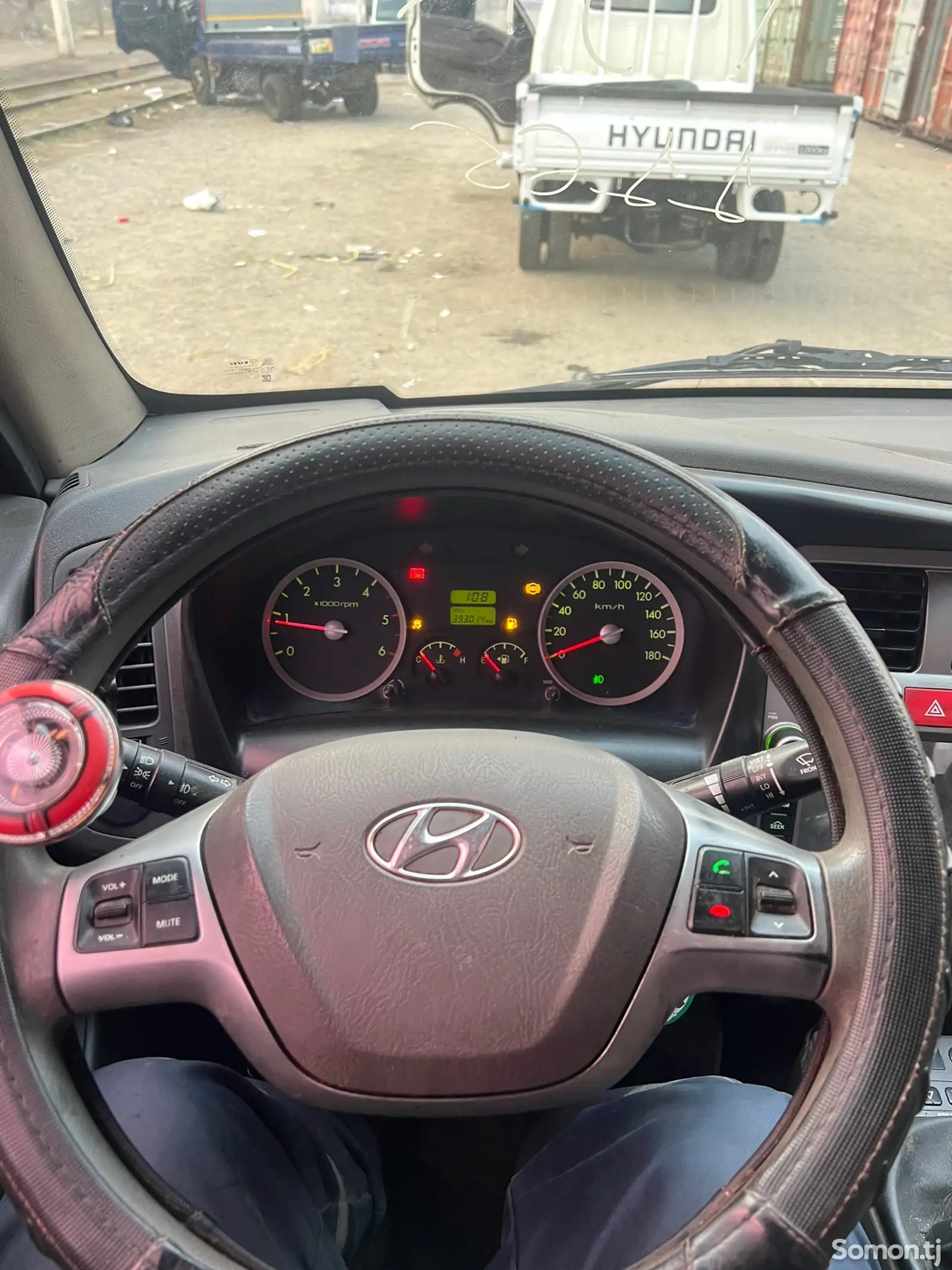 Бортовой автомобиль Hyundai Porter 2,2016-1