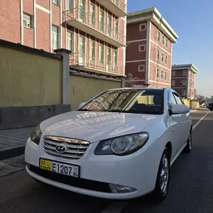 Hyundai Avante, 2010