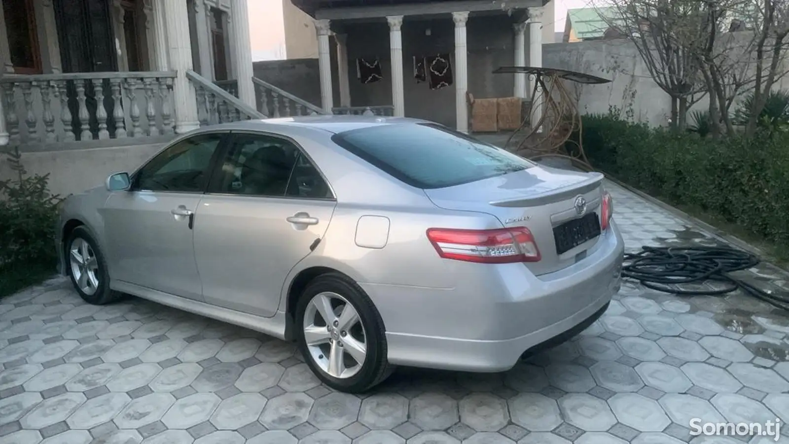 Toyota Camry, 2011-1