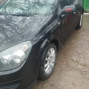 Opel Astra H, 2005