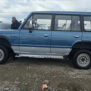 Mitsubishi Pajero, 1989