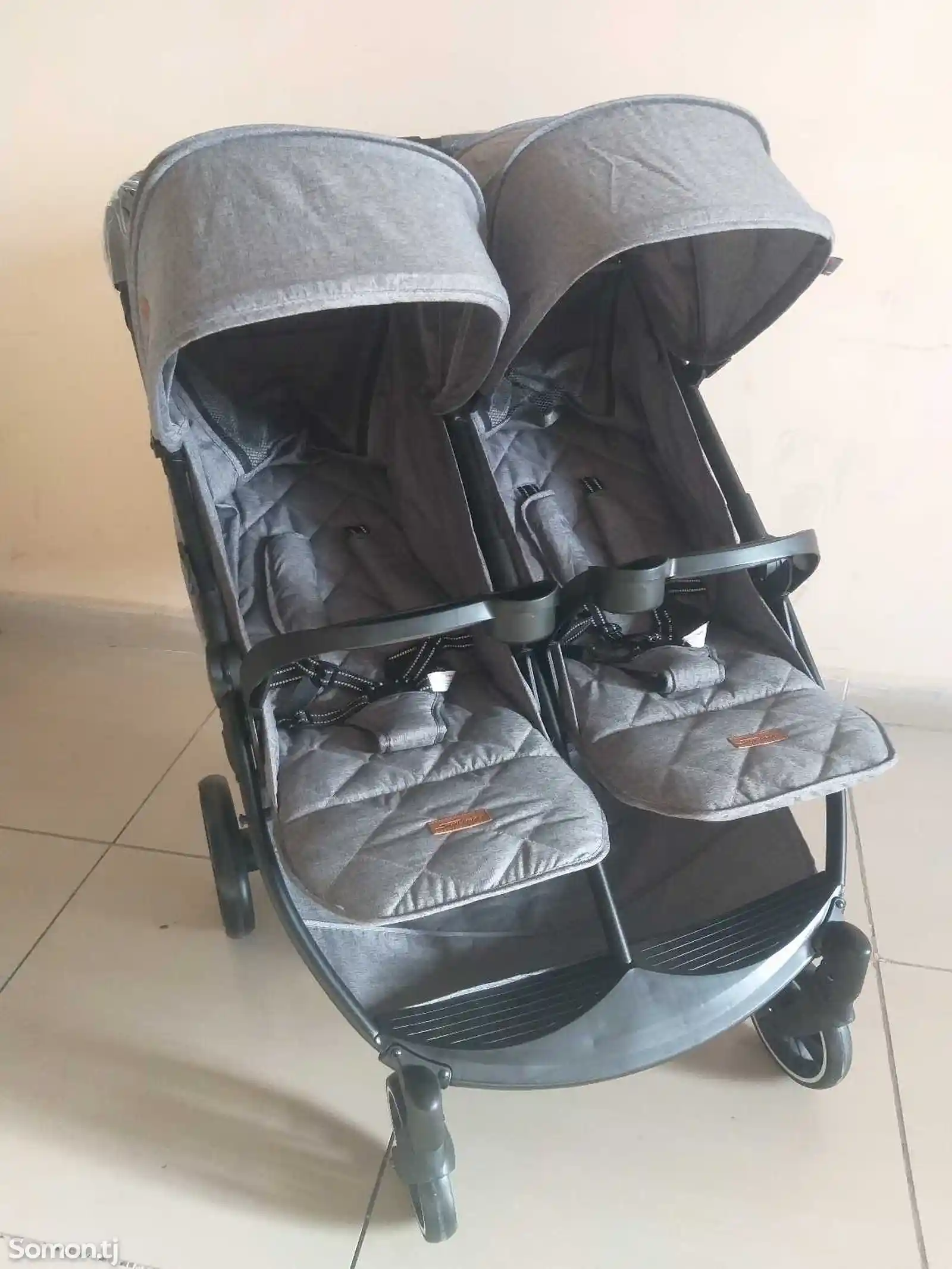 Детская коляска для двойняшек-2