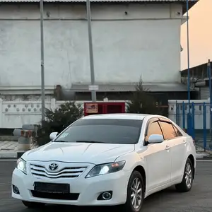 Toyota Camry, 2009