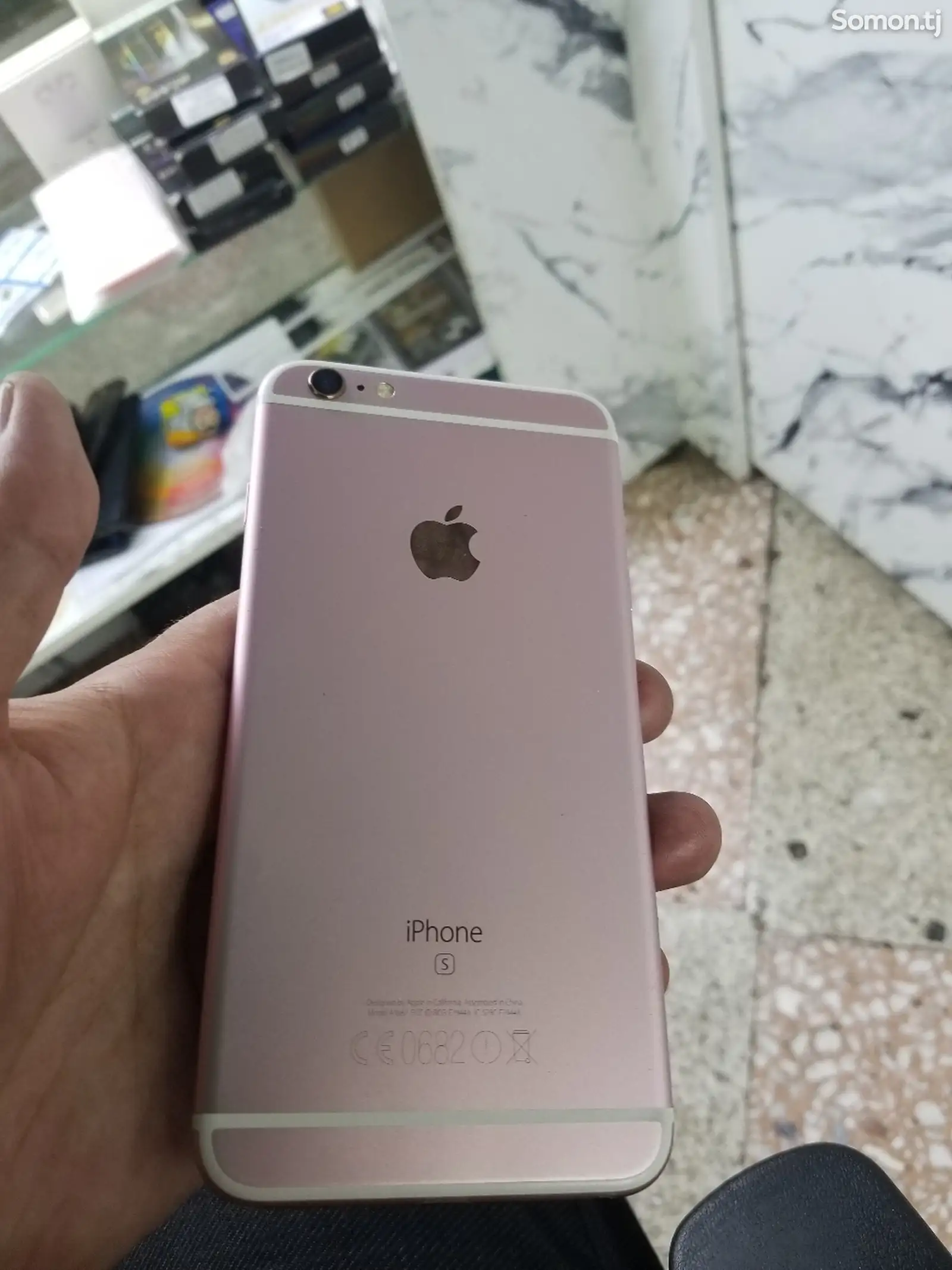 Apple iPhone 6S plus, 32 gb-1