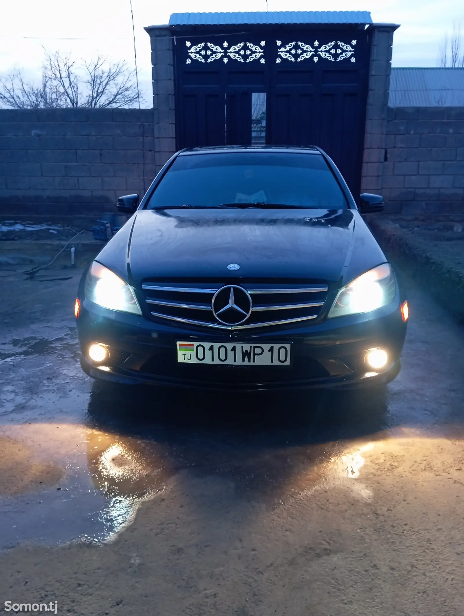 Mercedes-Benz E class, 2010-1