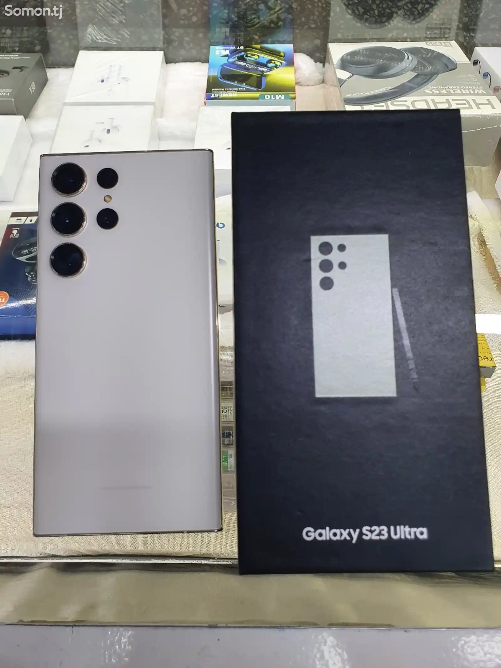 Samsung Galaxy S23 Ultra-2