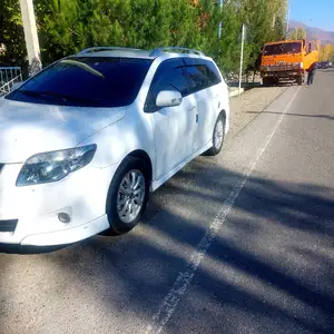 Toyota Fielder, 2011