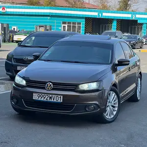 Volkswagen Jetta, 2011