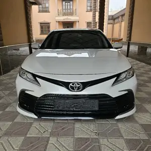 Toyota Camry, 2021