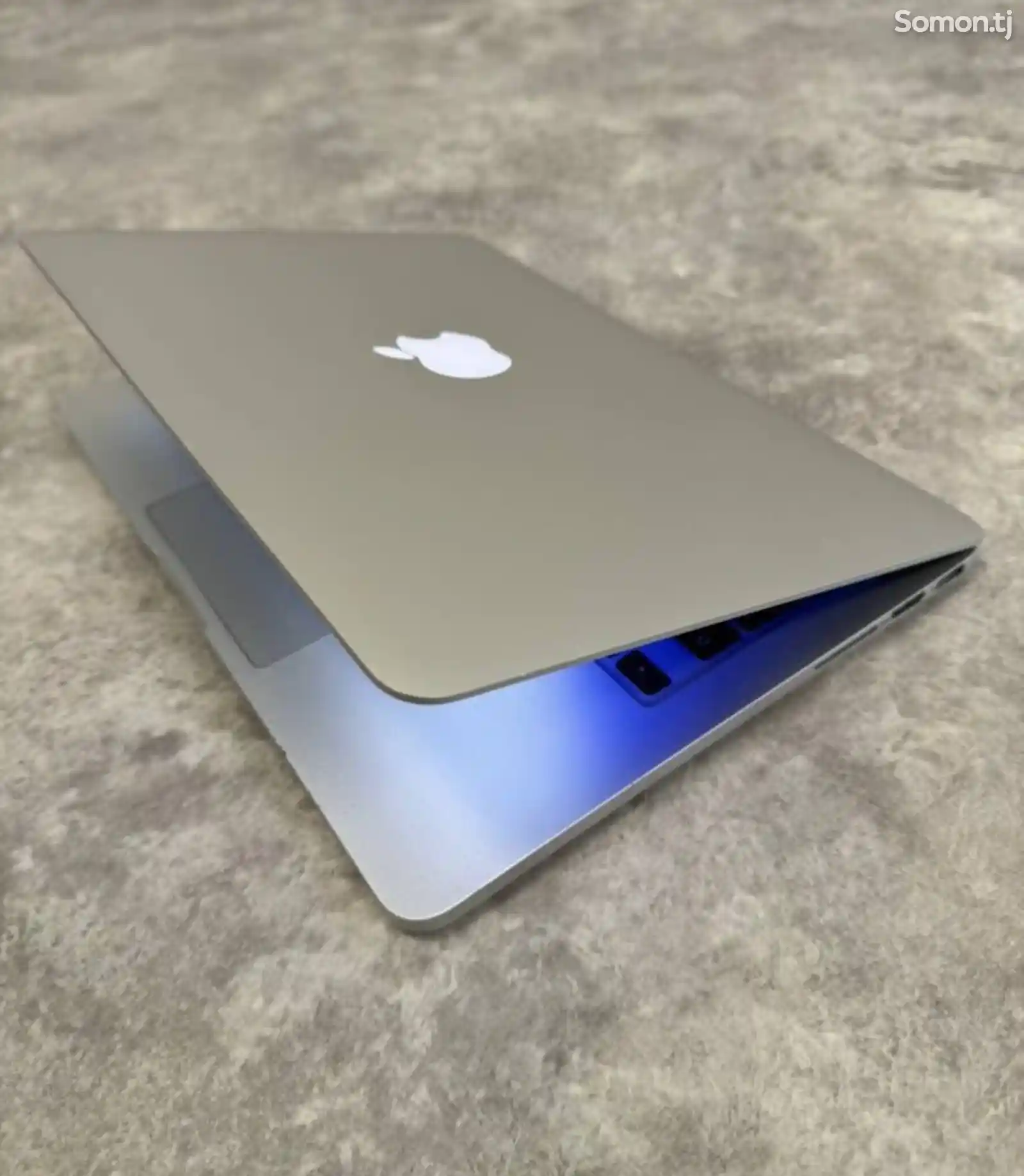 Ноутбук MacBook Pro 13-3