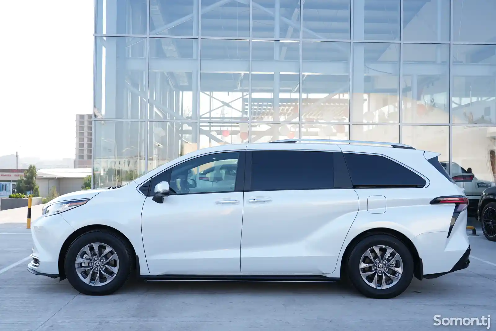 Toyota Sienna, 2024-3