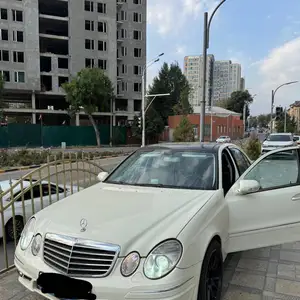 Mercedes-Benz E class, 2009