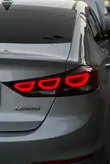 Hyundai Elantra, 2017-4