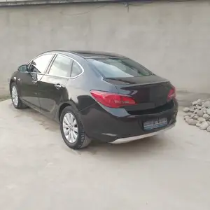 Opel Astra J, 2013