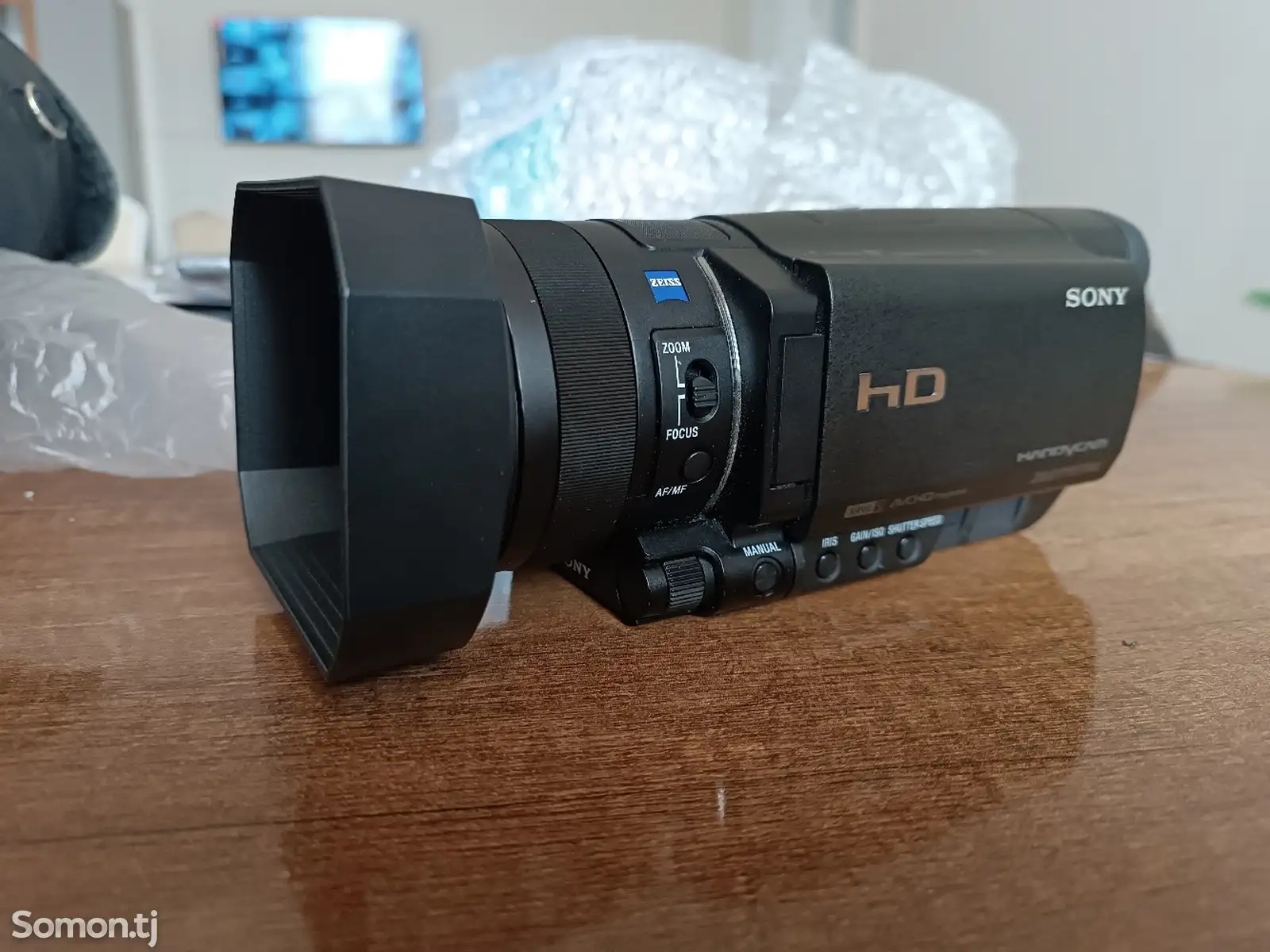 Видеокамера Sony HDR-CX900e-1