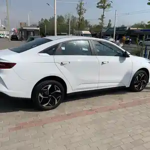 Geely Galaxy L6, 2023