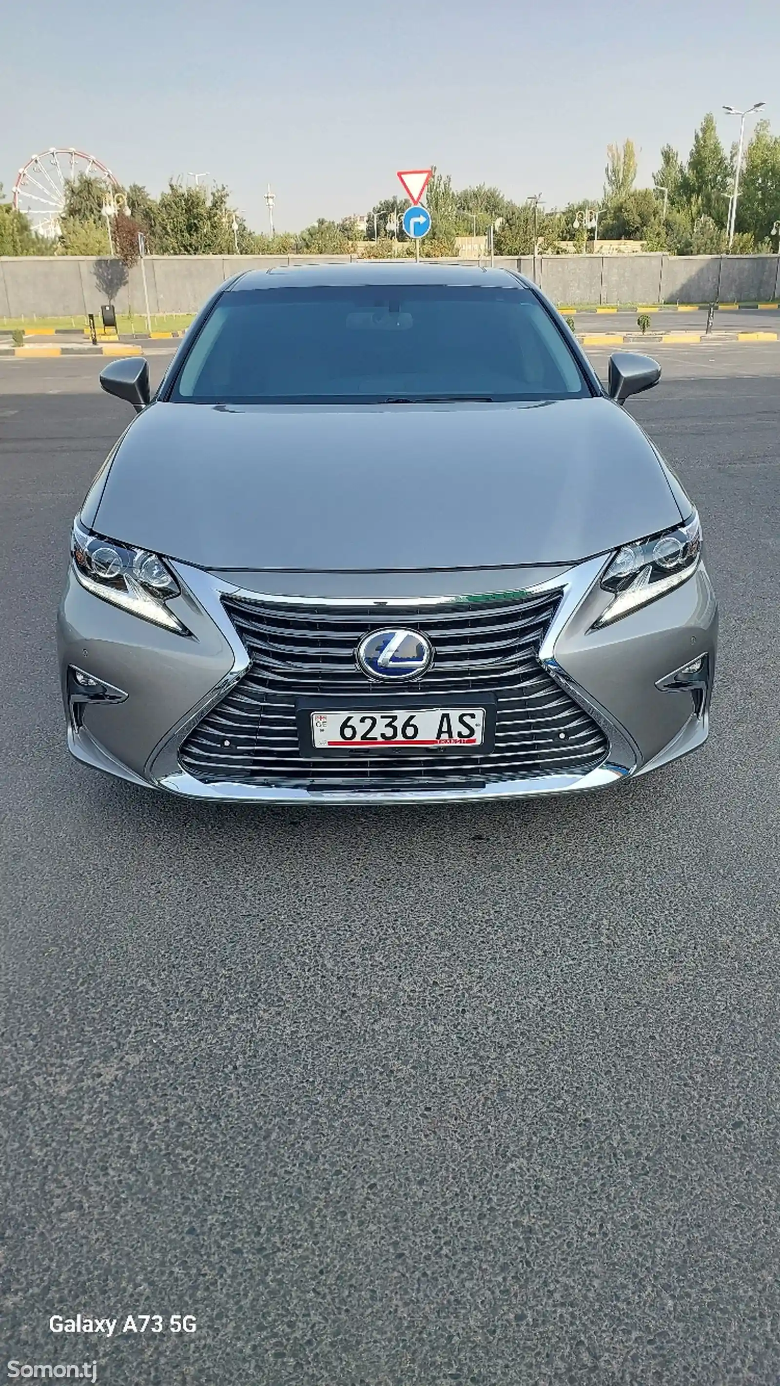 Lexus ES series, 2015-1