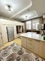 3-комн. квартира, 4 этаж, 75м², Автовокзал-7