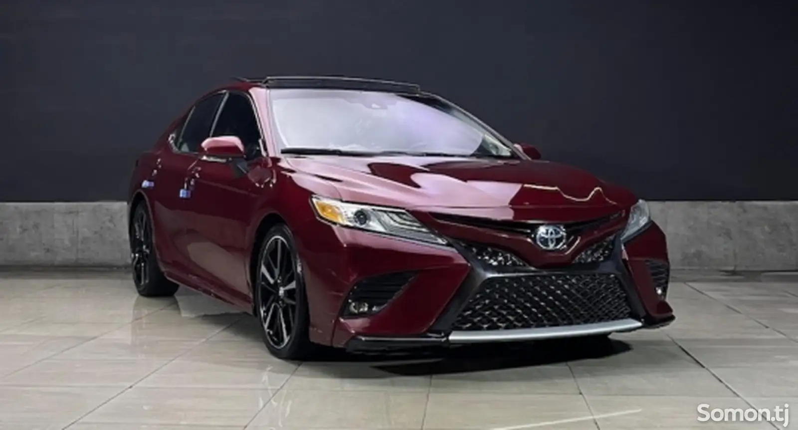 Toyota Camry, 2018-1