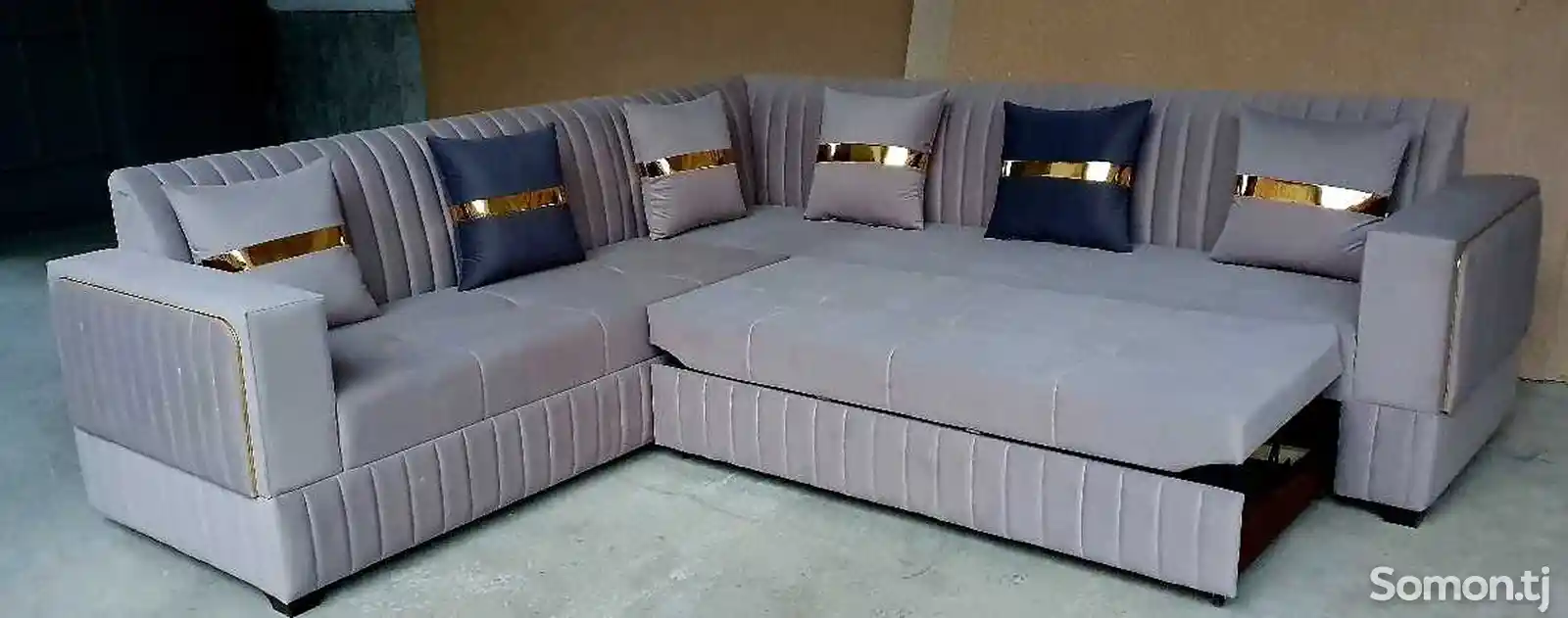 Угловой диван хай-тек-3