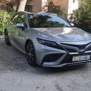 Toyota Camry, 2022