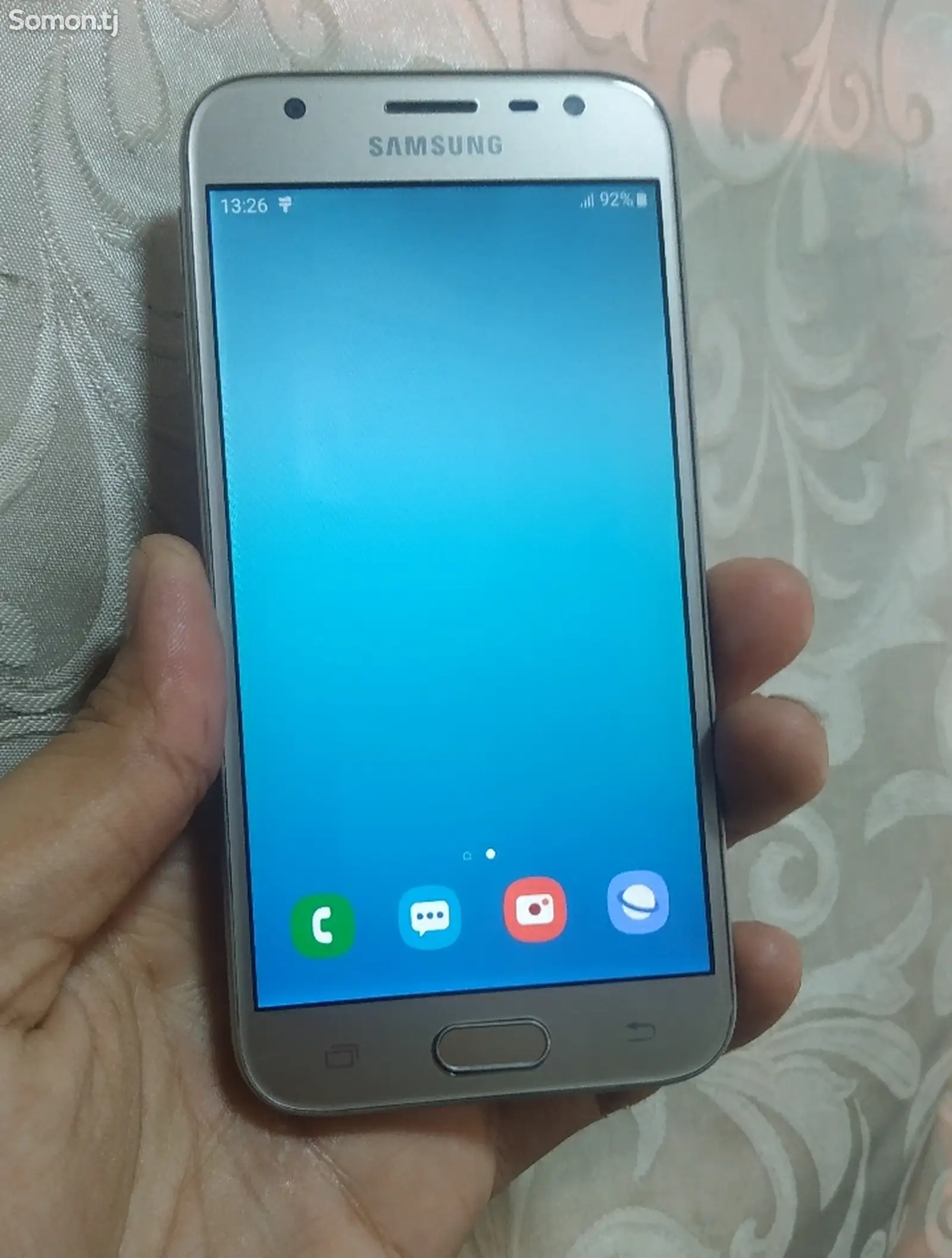 Samsung Galaxy J3-1