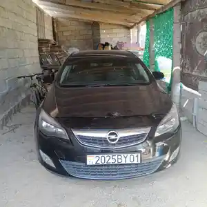 Opel Astra J, 2012