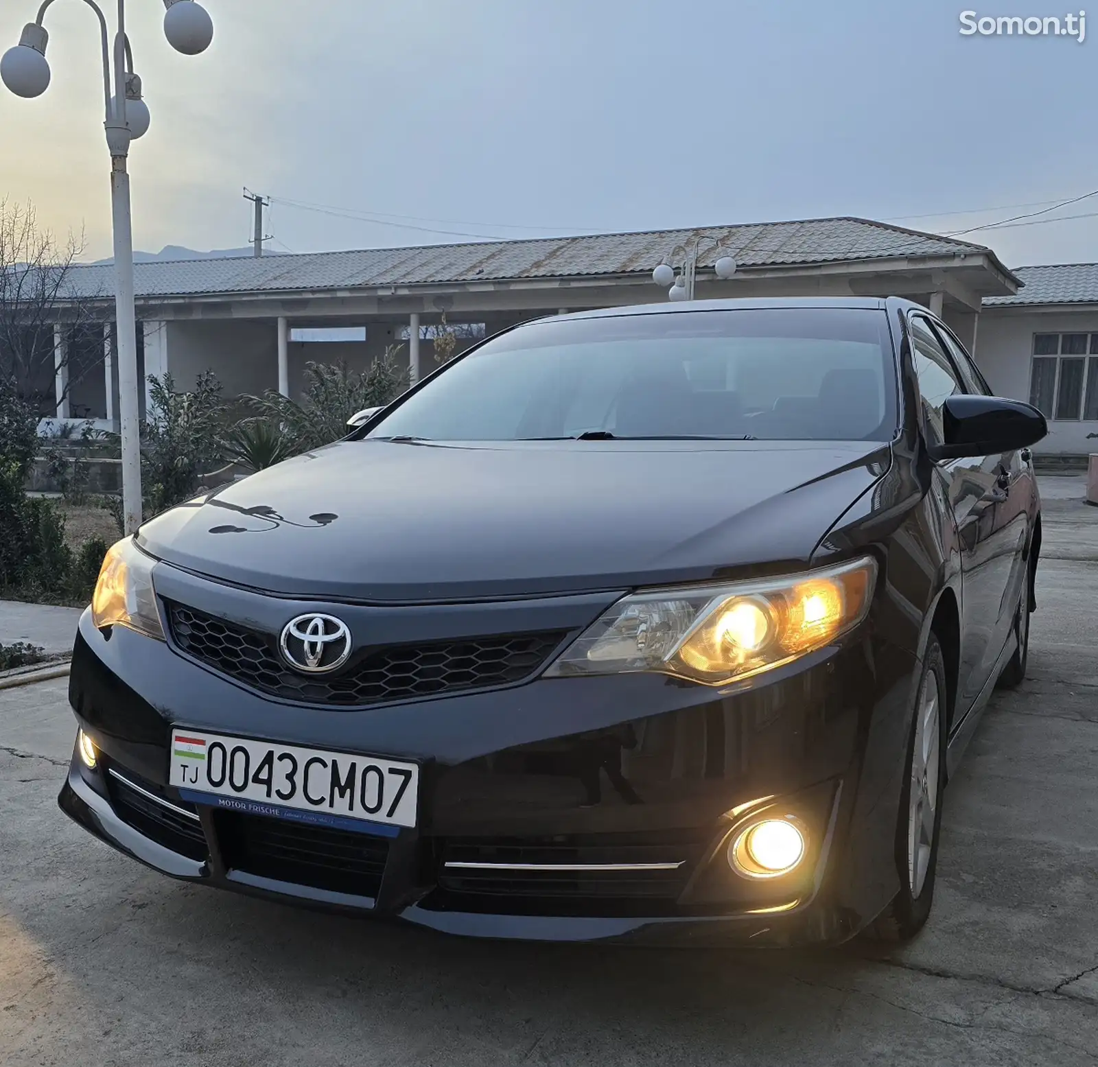 Toyota Camry, 2014-1