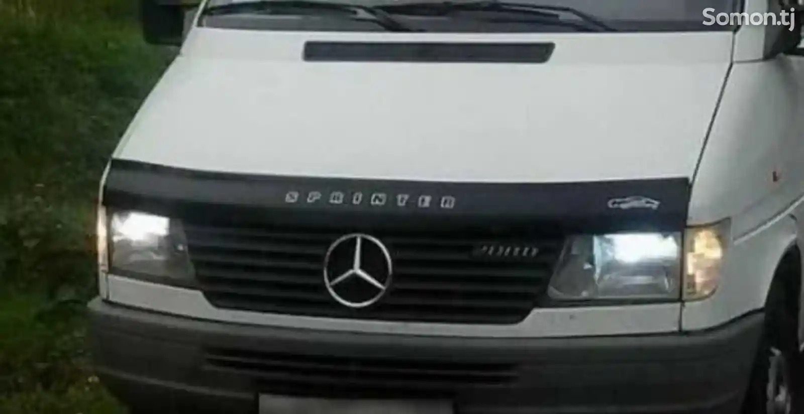 Спойлер на капот Mercedes Benz Sprinter 1995-2000-2