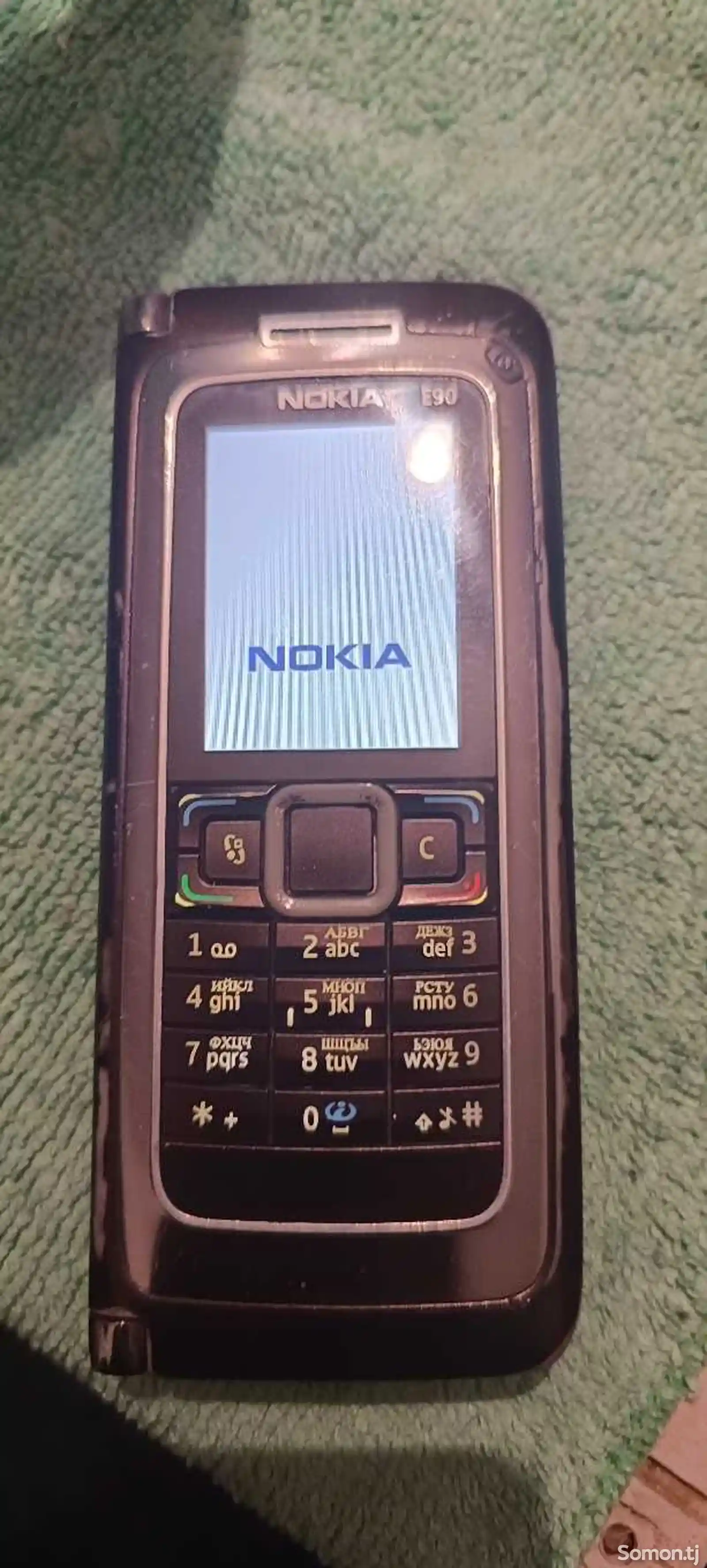 Nokia E90-1