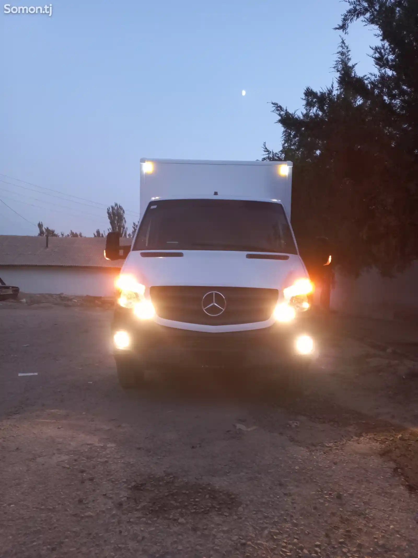 Бортовой автомобиль Mercedes-Benz Sprinter, 2011-1