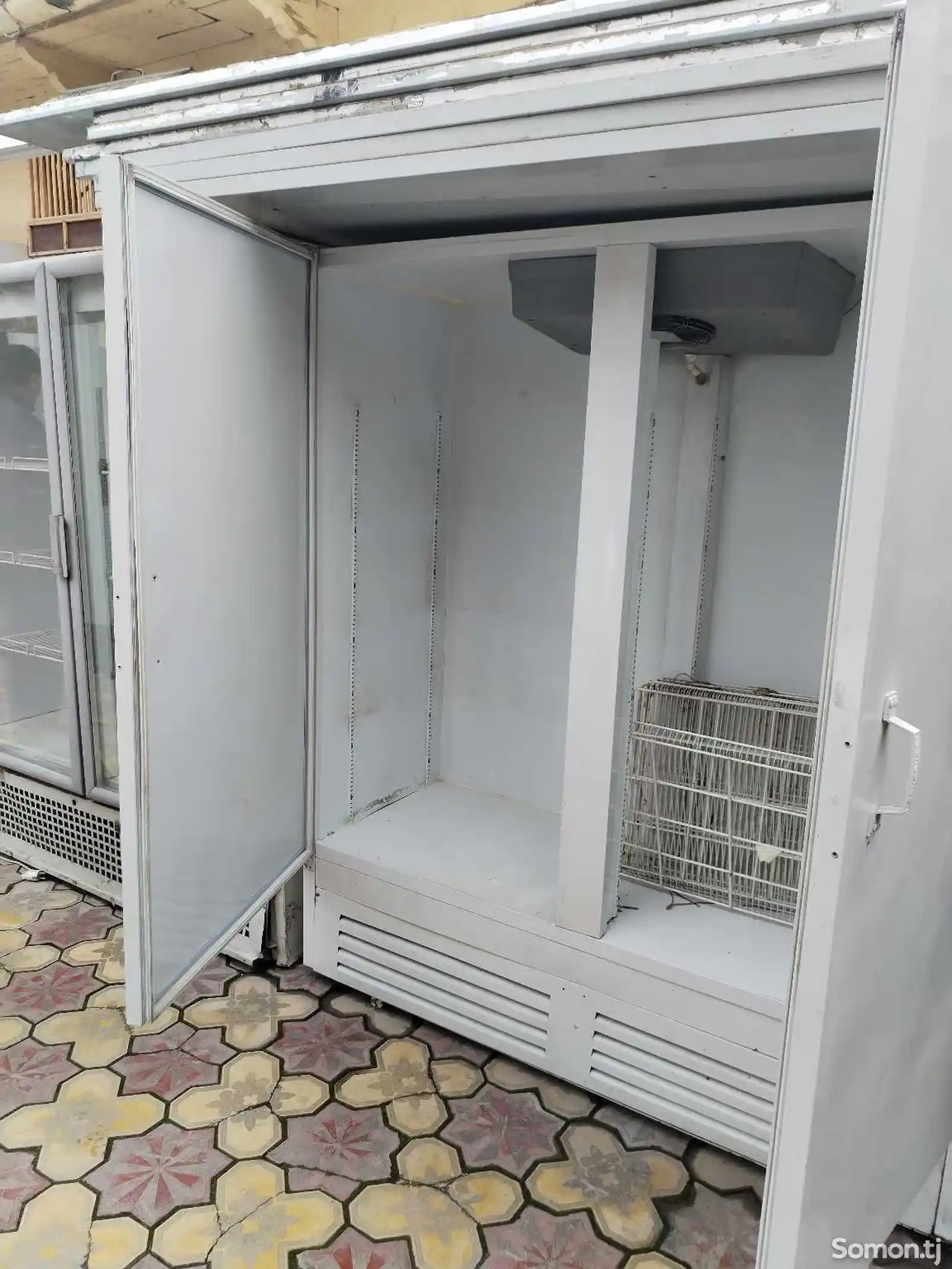 Холодильный Шкаф-2