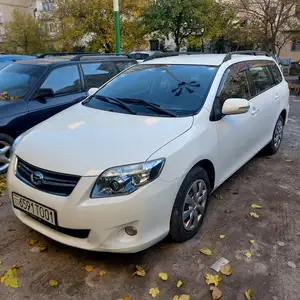 Toyota Fielder, 2010