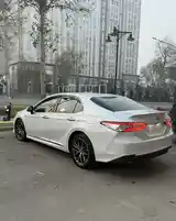 Toyota Camry, 2018-3