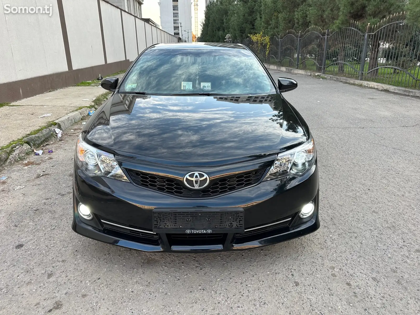 Toyota Camry, 2012-1