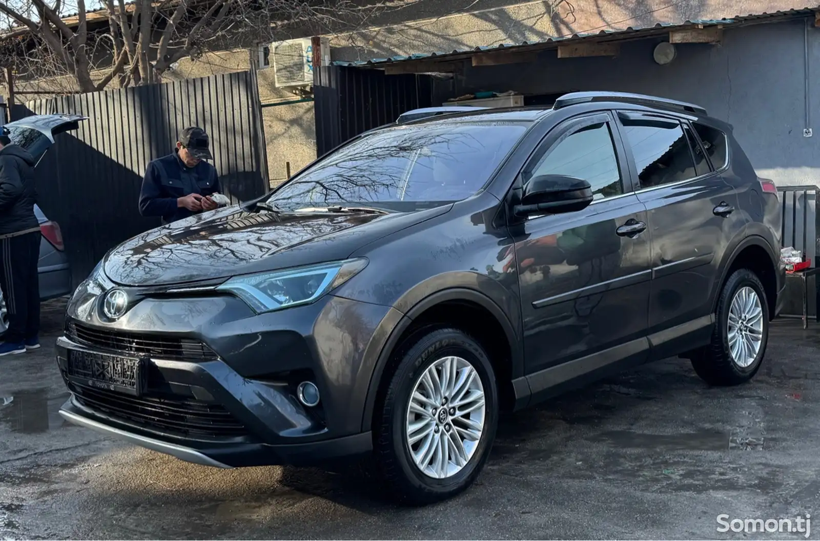 Toyota RAV 4, 2017-1