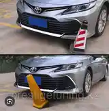 Никель от переднего бампера от Toyota Camry 2021-2