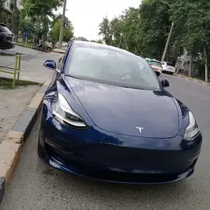 Tesla Model S, 2020