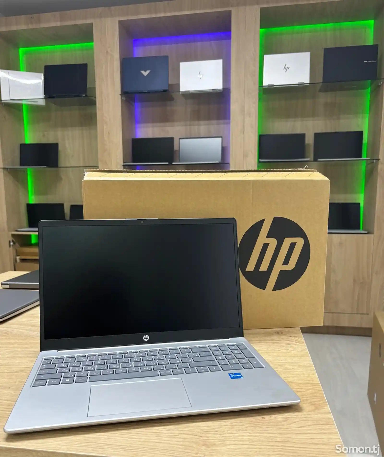 Ноутбук hp core i3-13 8/512SSD-1