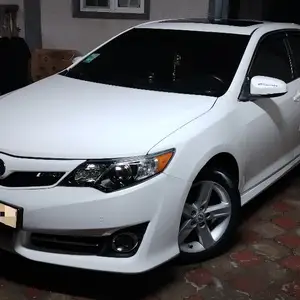 Toyota Camry, 2012