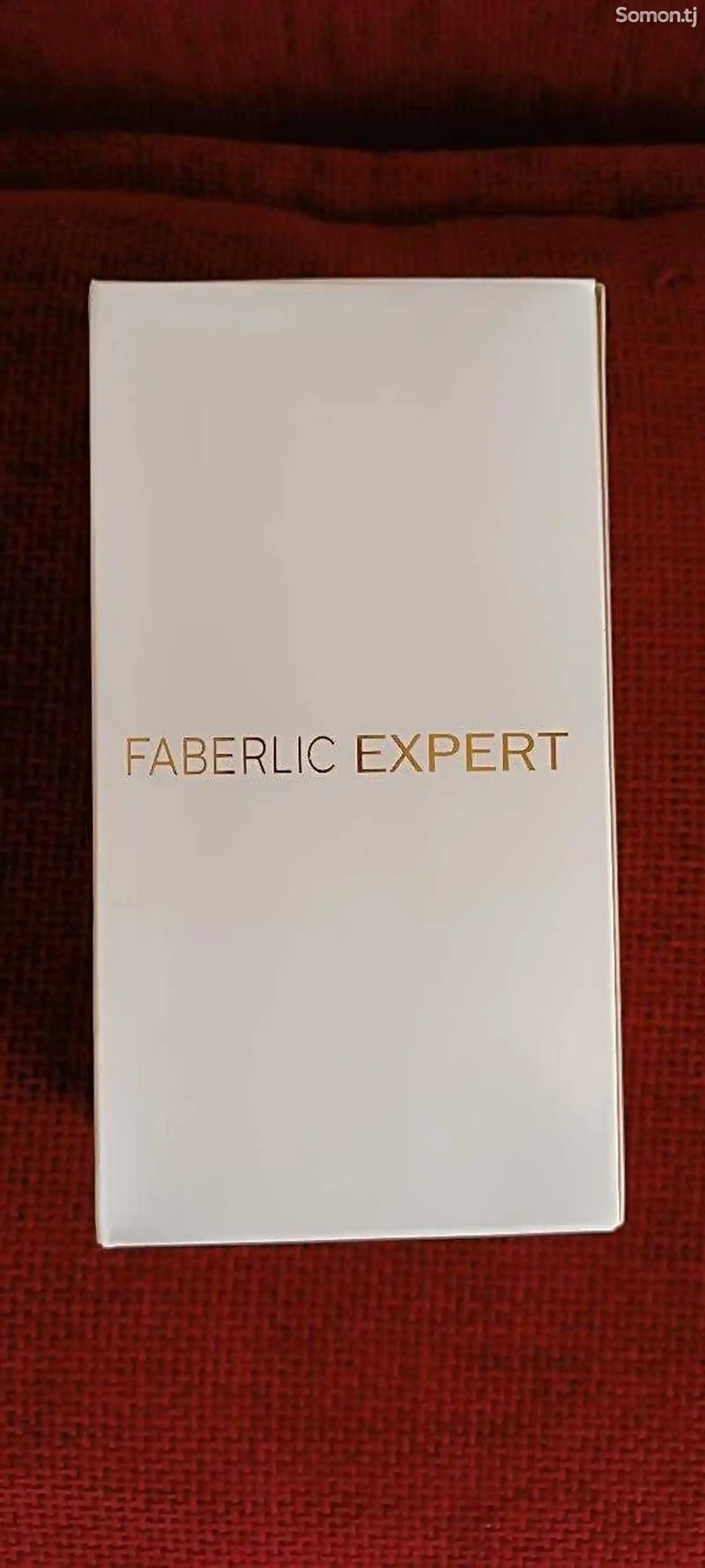 Аппарат для чистки лица Faberlic-3