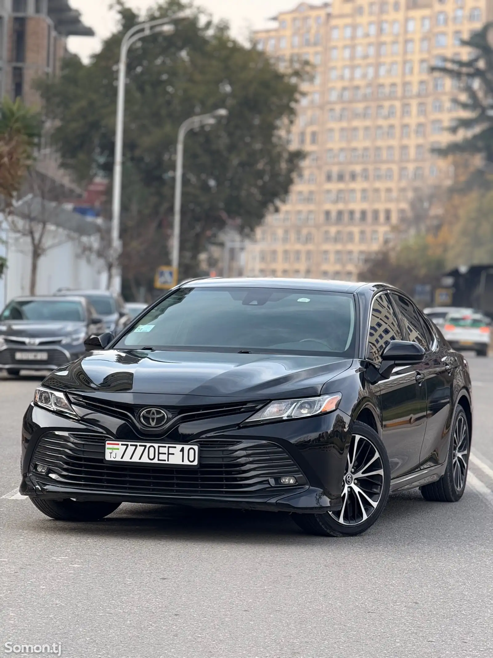 Toyota Camry, 2020-1