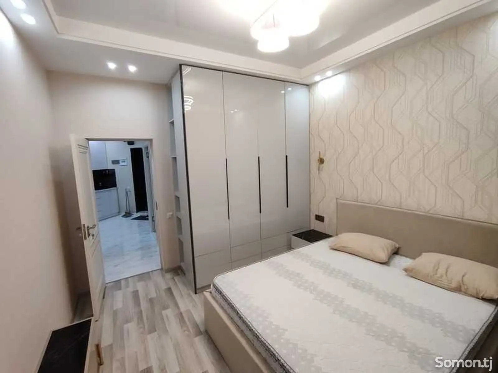 2-комн. квартира, 10 этаж, 65м², Овир, пушти Гранд Отель-1