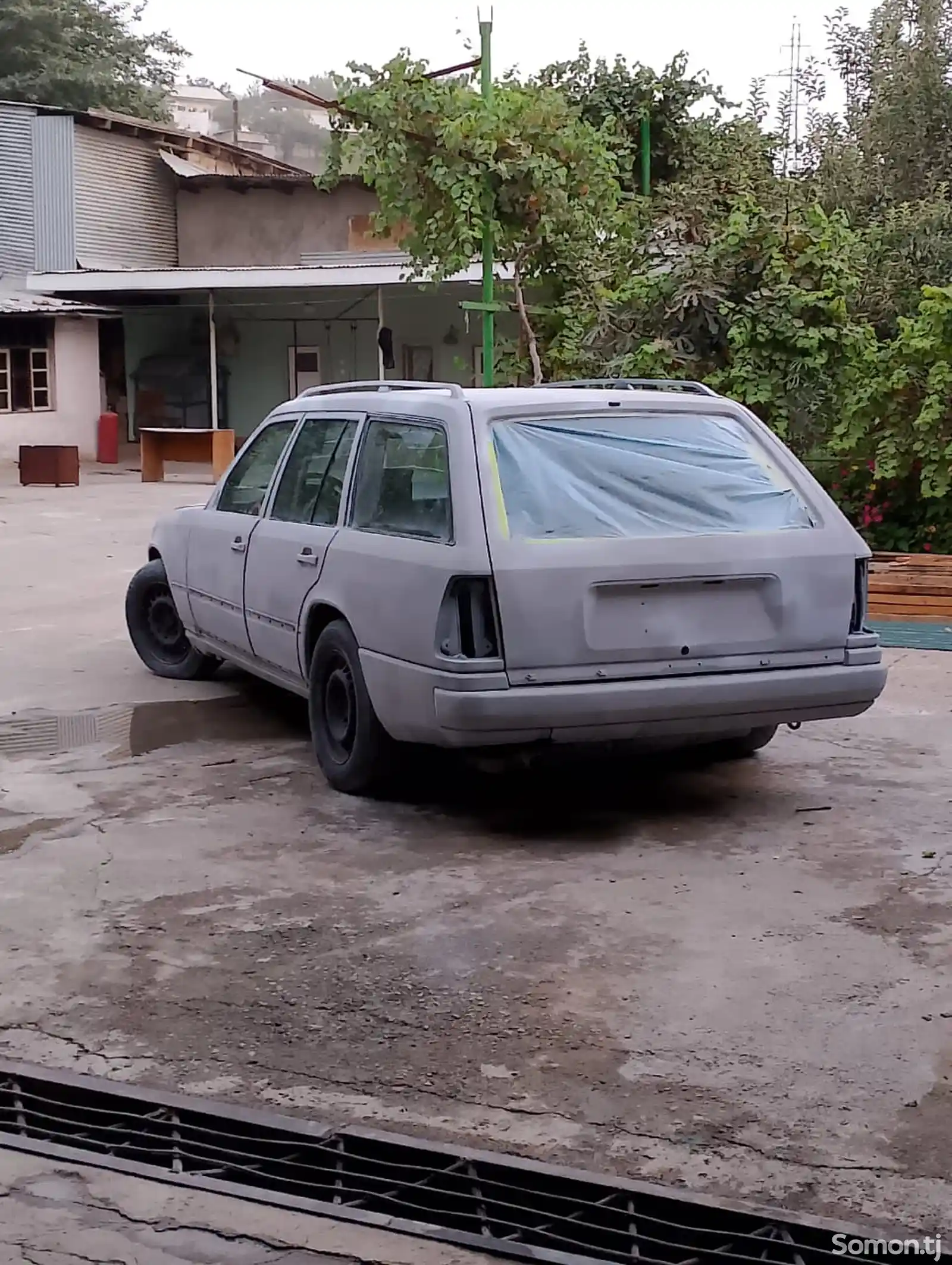 Mercedes-Benz W124, 1988-7